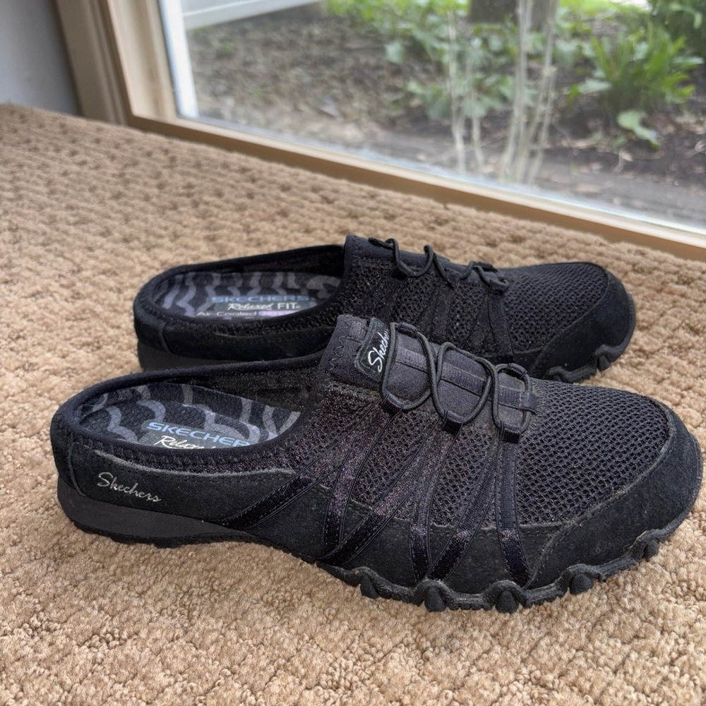 Skechers women’s Black Slip-On Athletic Clog 7.5 summer memory foam air cool